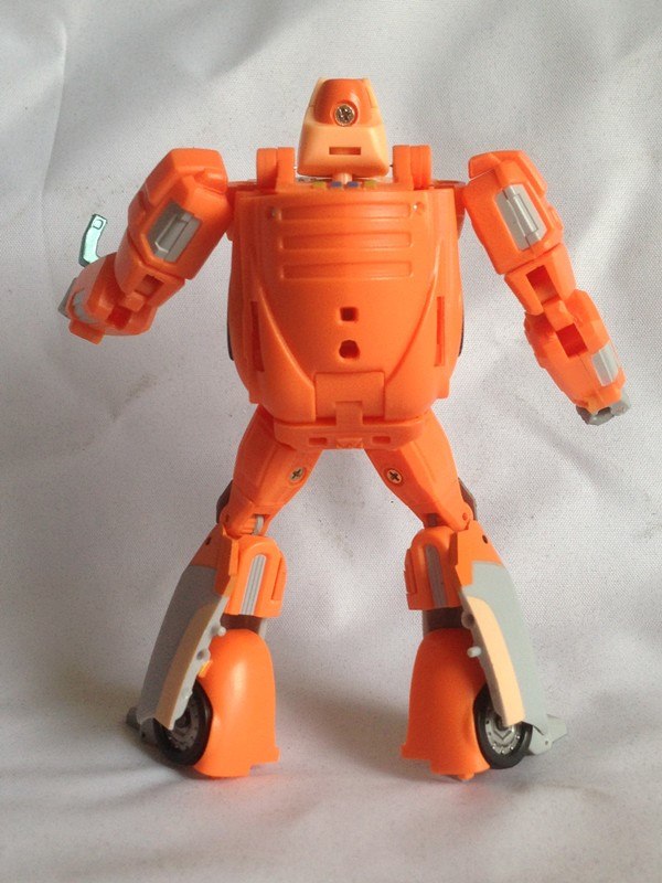 New Images Of X Transbots Ollie Show Final Version Of Figure With Slingshot  (4 of 6)